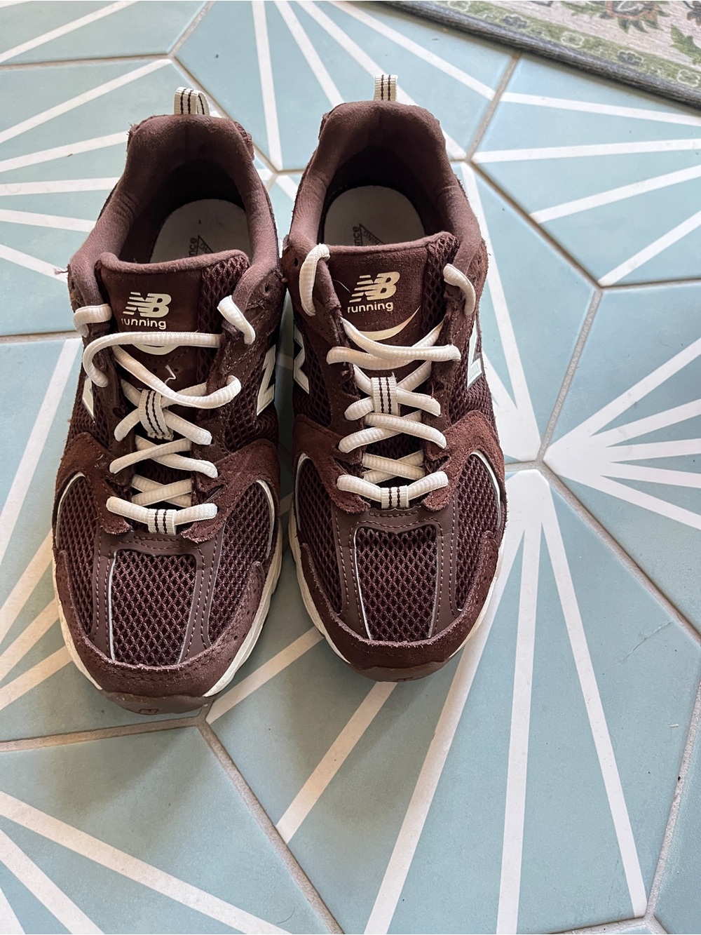 New Balance 530 Brown and White Women's Sneakers - Suede